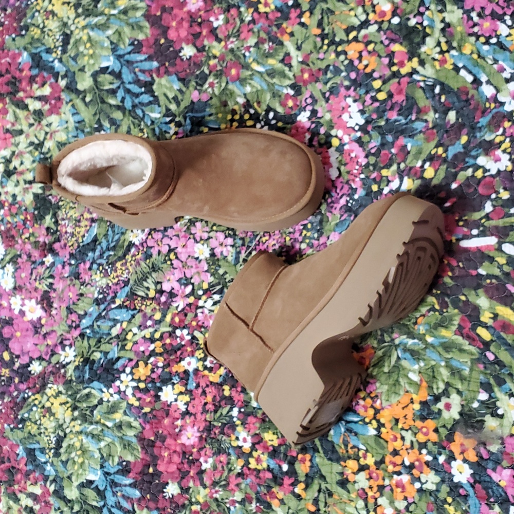 new UGG women's classic ultra mini new heights chesnut 9